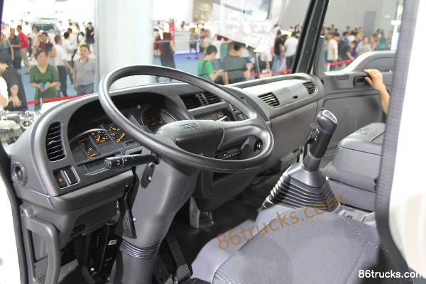 Qingling FVZ Heavy Truck 300hp 6X4(10 wheels) 9.3m Van Cargo Truck Cab (3) | 86Trucks