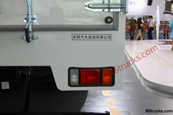 Qingling FVZ Heavy Truck 300hp 6X4(10 wheels) 9.3m Van Cargo Truck Body (3) | 86Trucks