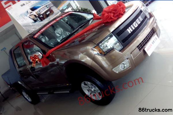 HIGER Longwei classique 2013 4x4(6 roues) 2.5L essence double cabine standard pick-up Extérieur (2) | 86Trucks
