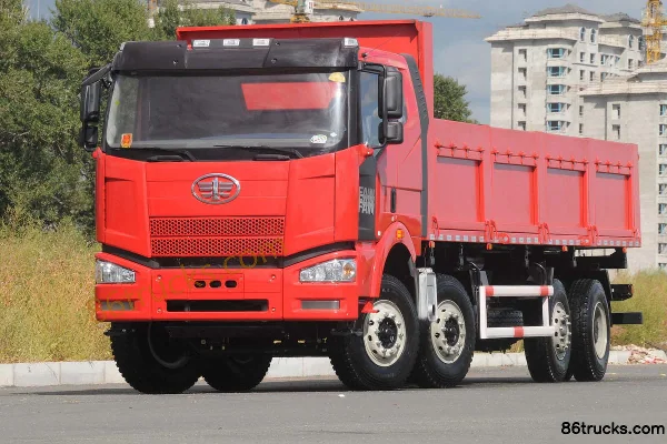 FAW Jiefang J6P camion lourd 370 ch 8X4(12 roues) camion benne 8 m Extérieur (2) | 86Trucks