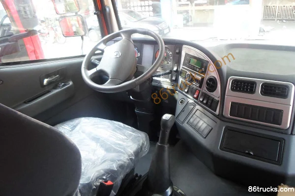SHACMAN Delong M3000 310 hp 8X4(12 wheels) 7.6m Dump Truck Cab (1) | 86Trucks