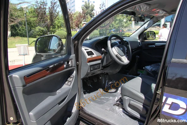 Foton Tunland S Supreme Edition 2013 2.8L Diesel 129 hp Double Row Pickup Cab (4) | 86Trucks