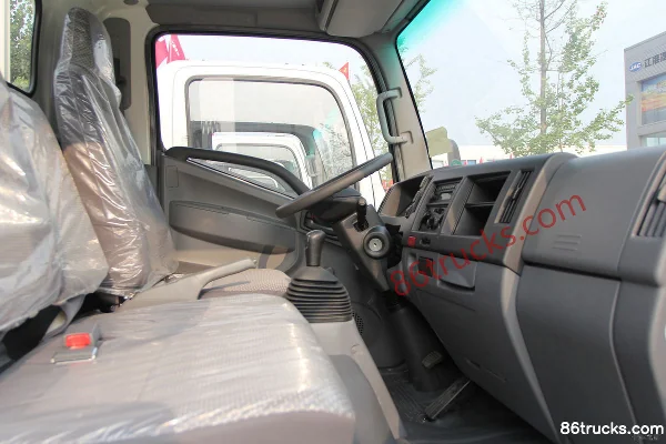 JAC Shuailing K250 109 hp 4X2(6 wheels) 3.2m Single Row Flatbed Light Truck Cab (2) | 86Trucks