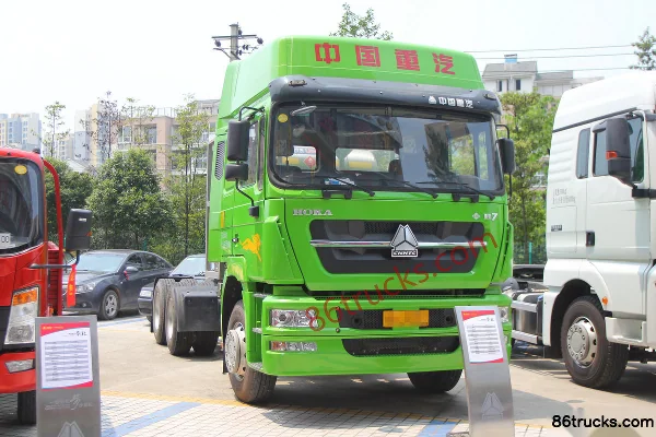 Sinotruk HOKA H7 Series Heavy Truck 340 hp 6X4(10 wheels) LNG Tractor Truck Exterior (2) | 86Trucks