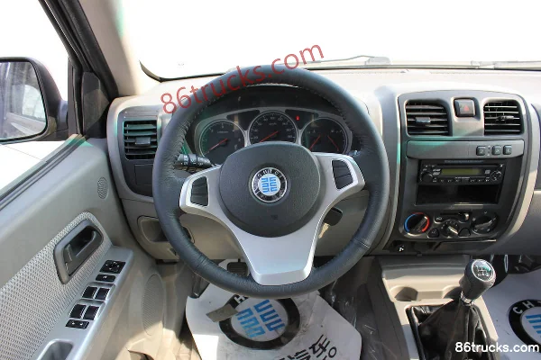 Hengtian Tuteng T2 2013 Édition Affaires 2.8L Diesel Double Cabine Pick-up Châssis (3) | 86Trucks