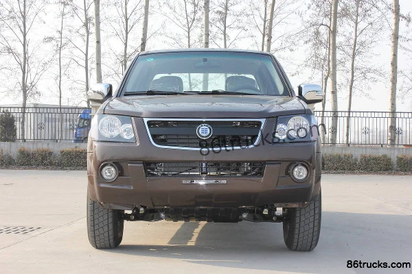Hengtian Tuteng T2 2013 Édition Affaires 2.8L Diesel Double Cabine Pick-up (2) | 86Trucks