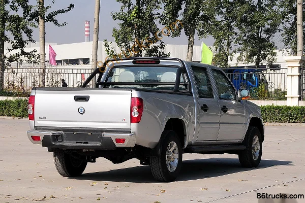 2013 Hengtai Tuteng T1 Business Edition 2.8L Diesel Double Row Pickup Cab (2) | 86Trucks