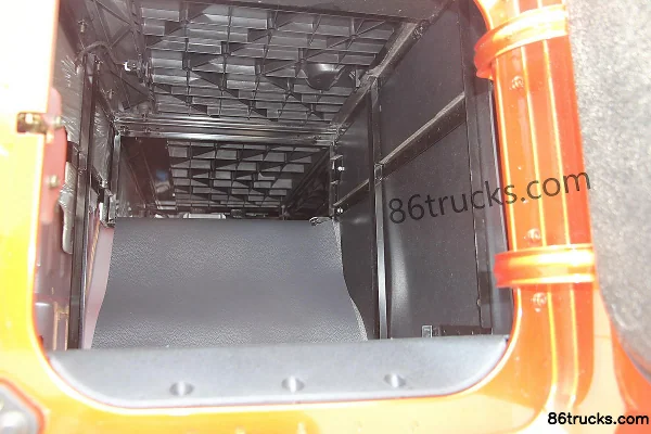 Union Truck U340 Heavy Truck 340 hp 6X2(8 wheels) LNG Tractor Truck Cab (3) | 86Trucks