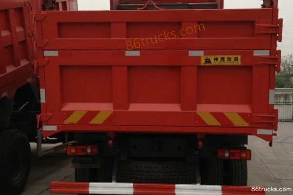Dongfeng Commercial Vehicle Tianjin Camion moyen 180 ch 4X2(6 roues) Camion benne 4,75 m Cabine (1) | 86Trucks