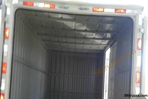 JMC Classic Shunda 109 ch 4X2(6 roues) fourgon 4,21 m simple cabine Châssis (3) | 86Trucks