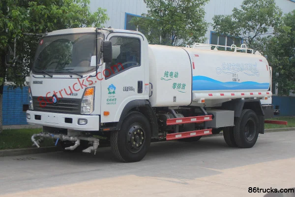 Sinotruk Wangpai 7 Series 136 hp 4X2(6 wheels) Electric Water Sprinkler Truck Exterior