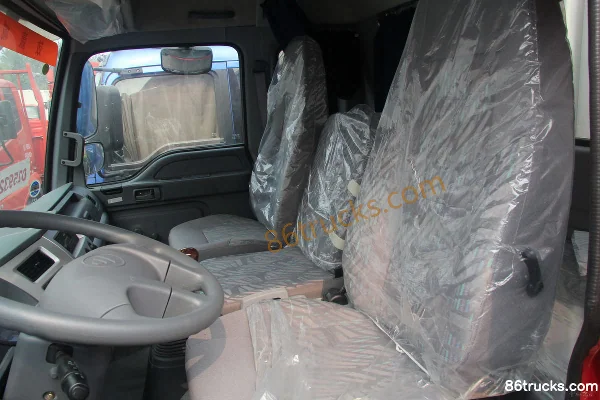 Foton Aumark 5 Series Medium Truck 170 hp 4X2(6 wheels) 7.75m Van Cargo Truck Cab (1) | 86Trucks
