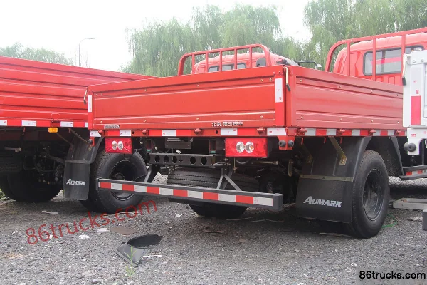 Foton Aumark 1 Series 131 hp 4X2(6 wheels) 3.8m crew cab flatbed light truck Body (2) | 86Trucks
