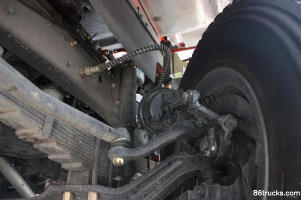 Dongfeng Commercial Vehicle Tianjin medium truck 160 ch 4X2(6 roues) sleeper van truck Châssis (1) | 86Trucks