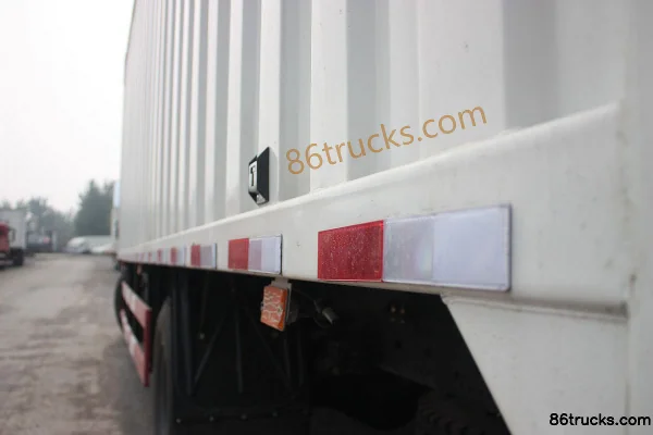 Dongfeng Commercial Vehicle Tianjin medium truck 160 ch 4X2(6 roues) sleeper van truck Châssis (3) | 86Trucks