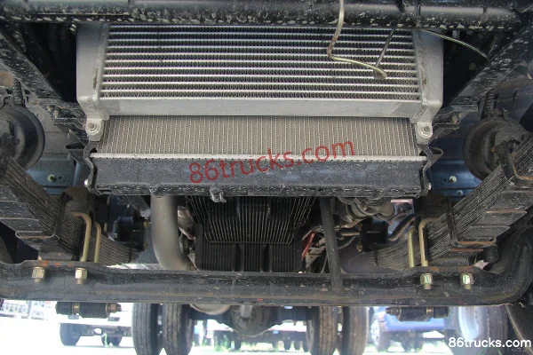 JAC Junling 109 hp 4X2(6 wheels) 4.18m single-row flatbed light truck Chassis (3) | 86Trucks