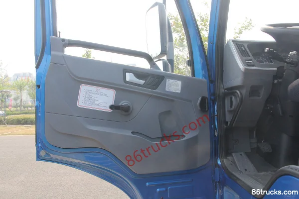 FAW Jiefang Qingdao Long V camion moyen 160 ch 4X2(6 roues) camion porteur à ridelles 6,75 m Cabine (1) | 86Trucks