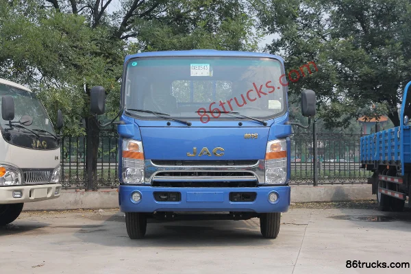 JAC Shuailing H330 109 hp 4X2(6 wheels) 4.13m Single Row Flatbed Light Truck (Wide Body) Exterior (2) | 86Trucks