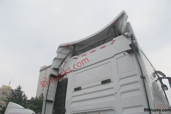 Sinotruk SITRAK C7H Heavy Truck 400 hp 4X2(6 wheels) Tractor Truck Chassis (1) | 86Trucks