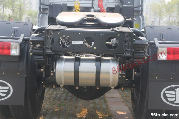 FAW Jiefang Qingdao TianV poids lourd 375 ch 6X2(8 roues) tracteur routier (double réservoir) Châssis (1) | 86Trucks