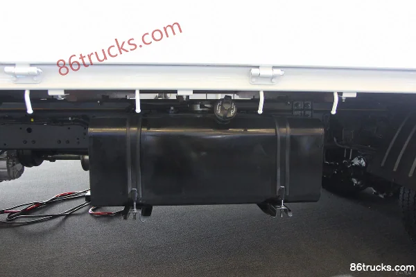 Sichuan Hyundai Mighty 160hp 4X2(6 wheels) 4.4m Single Row Flatbed Light Truck Chassis (1) | 86Trucks