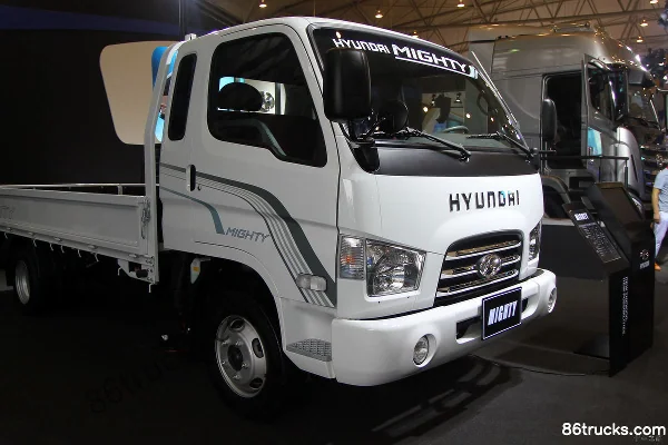 Hyundai Commercial Vehicle Hyundai Commercial Vehicle Mighty light truck Cargo Trucks