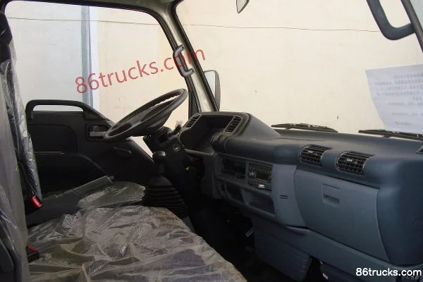 JAC Haoyun 90hp 4X2(6 wheels) 3.6m Single Row Van Light Truck Cab (1) | 86Trucks
