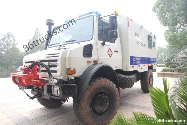 Mercedes-Benz Unimog Series 220hp 4X4(6 wheels) Off-road Ambulance (Model U4000) Exterior (3) | 86Trucks
