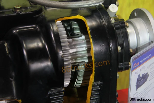WLYWLY12S180TA 12-speed manual transmission Exterior (3) | 86Trucks