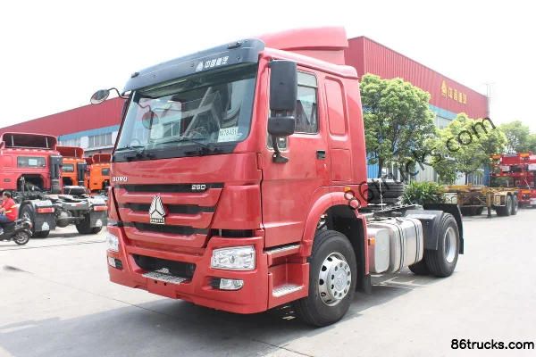 Sinotruk HOWO heavy truck 380 hp 4X2(6 wheels) tractor truck Exterior (2) | 86Trucks