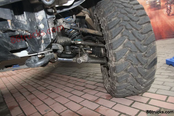 Toyota Tundra 5700 Off-Road Modified 2011 Model 4WD 5.7L Gasoline Double Cab Pickup Body (3) | 86Trucks
