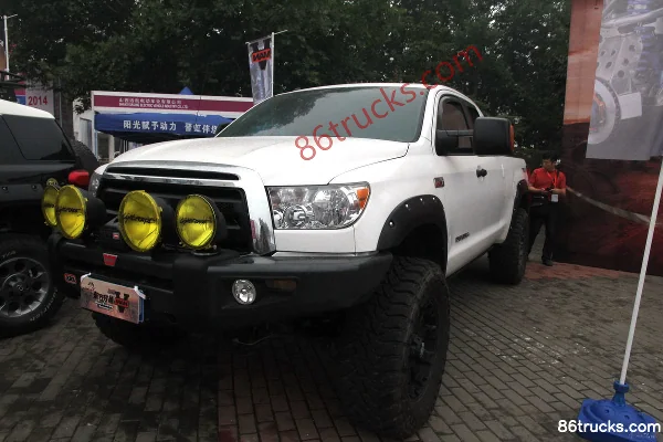 Toyota Tundra 5700 Off-Road Modified 2011 Model 4WD 5.7L Gasoline Double Cab Pickup (2) | 86Trucks