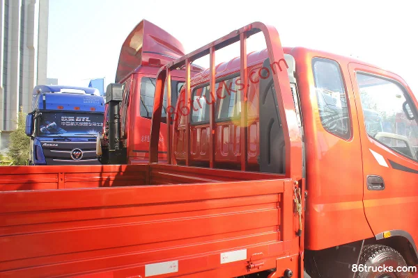 Foton Aumark 3 131hp 4X2(6 wheels) 3.8m semi-row flatbed light truck (Beijing V) Body (1) | 86Trucks