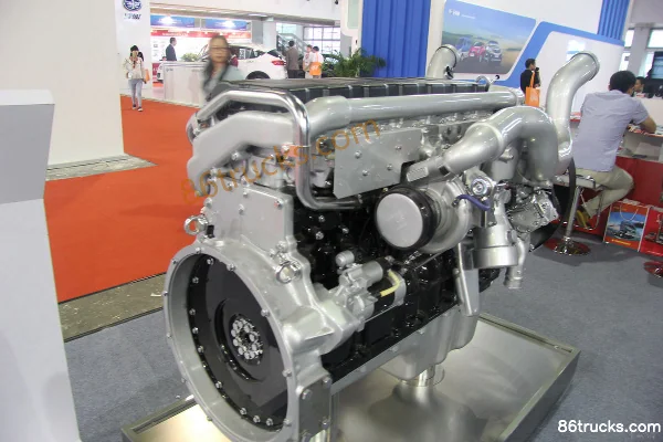 Sinotruk MC11.40-40 400 ch 11L China IV moteur diesel Extérieur (2) | 86Trucks