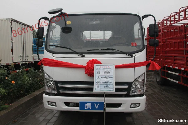 FAW Jiefang Hu V 124 hp 4X2(6 wheels) 4.21m Single Row Flatbed Light Truck Exterior (2) | 86Trucks