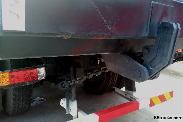 FAW Jiefang J6P heavy truck 370 hp 6X4(10 wheels) 6.6m dump truck Chassis (3) | 86Trucks