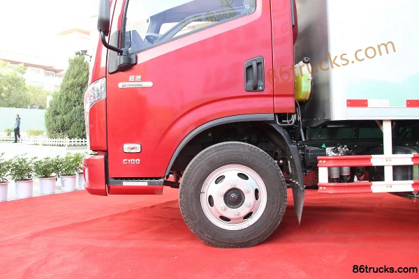 Yuejin Chaoyue C100-33 125 ch 4X2(6 roues) empattement 3308 camion léger à cabine simple Châssis (1) | 86Trucks
