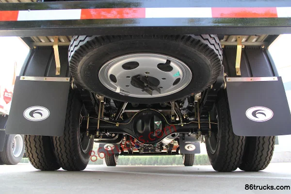 Foton Forland Xiaoka Star 5 95 hp 4X2(6 wheels) 3.7m single-row flatbed mini truck Chassis (1) | 86Trucks