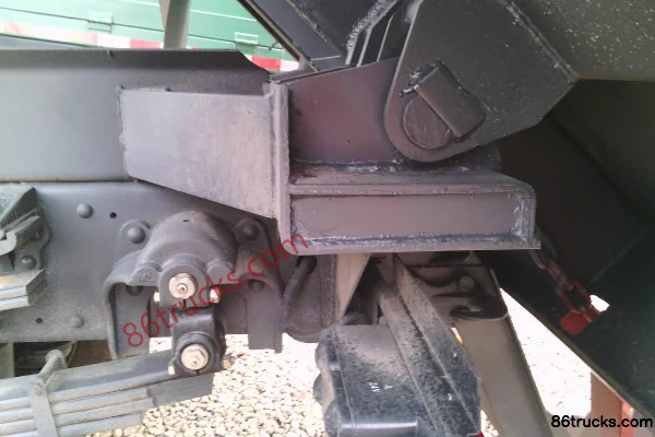 Dongfeng Lituo 130 hp 4X2(6 wheels) 4.2m Dump Truck Cab (1) | 86Trucks