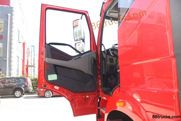FAW Jiefang J6P Heavy Truck 2013 Model 420hp 6X4(10 wheels) Automatic Tractor Truck (AMT) Cab (2) | 86Trucks