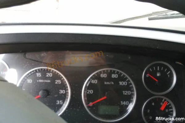 Foton 260hp 8X4(12 wheels) 6.8m Dump Truck Cab (3) | 86Trucks