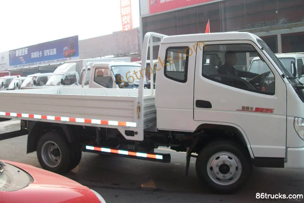 Tangjun Ouling Jinlika 95 hp 4X2(6 wheels) 3.7m single-row flatbed light truck Exterior (3) | 86Trucks