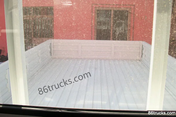 Tangjun Ouling Jinlika 95 hp 4X2(6 wheels) 3.3m double-row flatbed light truck Body (2) | 86Trucks