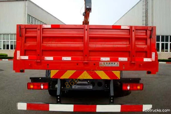 Dongfeng Commercial Vehicle Tianjin 190 ch 4X2(6 roues) Camion grue (marque XCMG) Extérieur (3) | 86Trucks