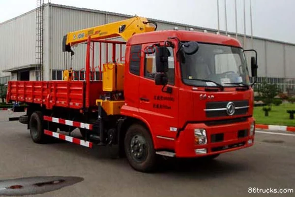 Dongfeng Commercial Vehicle Tianjin 190 ch 4X2(6 roues) Camion grue (marque XCMG) Extérieur (2) | 86Trucks