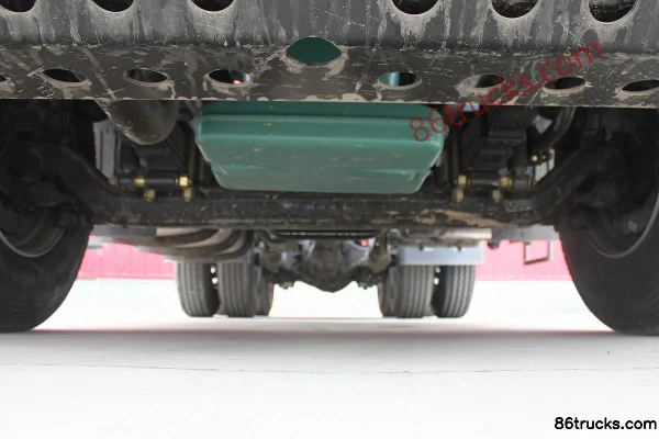 FAW Jiefang J6P Heavy Truck 2013 Model Heavy-duty Version 420 hp 6X4(10 wheels) Tractor Truck Chassis (1) | 86Trucks