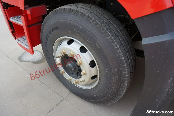 FAW Jiefang J6P camion lourd, version composite, 350 ch 6X4(10 roues) tracteur routier Châssis (2) | 86Trucks