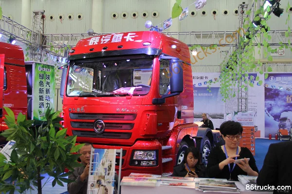 SHACMAN Delong M3000 heavy truck 340hp 6X2(8 wheels) tractor truck Exterior (2) | 86Trucks