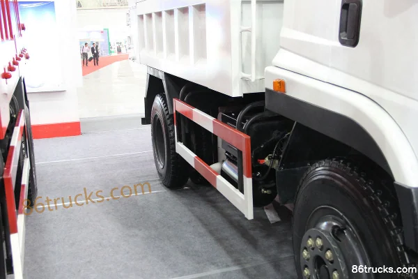 2013 Dayun Yunchi 140hp 4X2(6 wheels) 4m Dump Truck Chassis (2) | 86Trucks