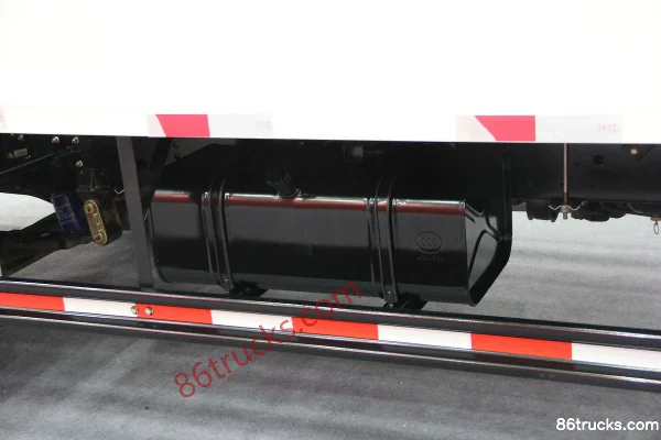 Sinotruk HOWO Hanjun 109 hp 4X2(6 wheels) 4.2m Single Row Van Light Truck Chassis (3) | 86Trucks